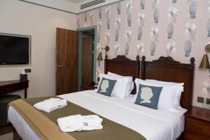 Morton Hotel - Common Questions