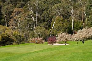 Mount Lofty Golf Course - Questions About Your Stay
