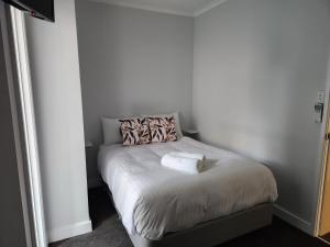 Myrtleford Hotel - Frequently Asked Questions