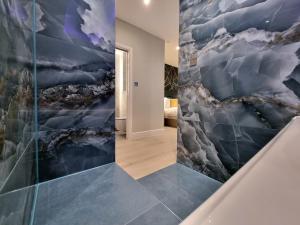 NOX Kensington Gardens - Key Points