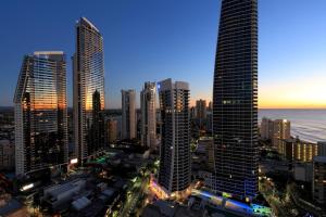 Number 1 H Residences - WiFi, Parking & More by Gold Coast Holidays - Booking Information