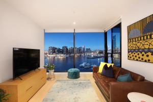 Orange Stay at Collins Wharf Review - Additional Details