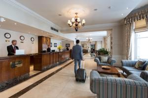 Park International Hotel - Nearby Attractions