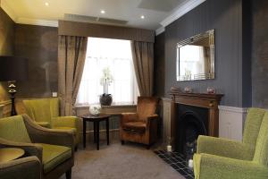 Phoenix Hotel - Positive Guest Experiences