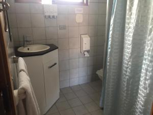 Pooraka Motor Inn - Questions About Your Stay