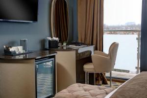 Putney Hotel; BW Signature Collection - Common Questions