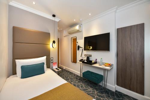Queens Park Premier London Hyde Park - Booking and Cancellation Policies