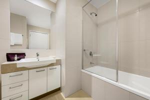 Quest Moorabbin - Dining and Nearby Attractions