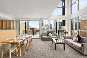Quest on William Review - Booking Reservations