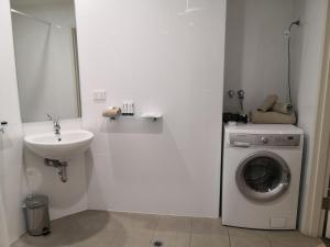 Quest Whyalla - Child and Pet Policy