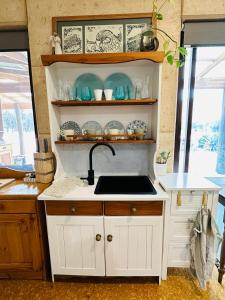 Rammed Earth Retreat - Tips for a Memorable Stay