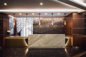 Rand Tower Hotel, Minneapolis, a Tribute Portfolio Hotel - Exploring Minneapolis