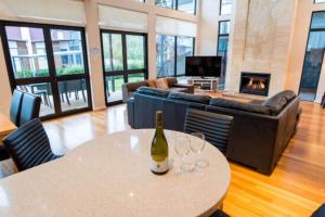 Regency Beach Club - Questions About Your Stay