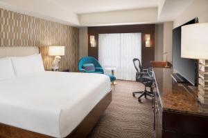 Renaissance Phoenix Downtown Hotel - Accommodation Options