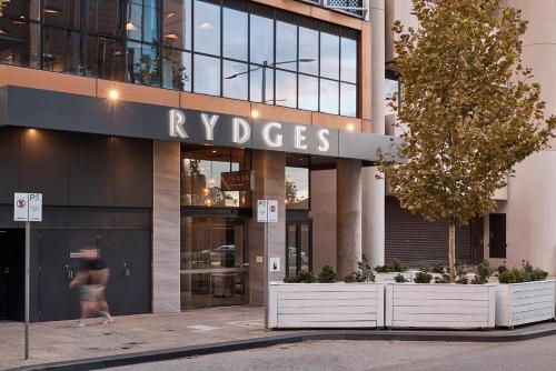Rydges Perth Kings Square - Policies and Information