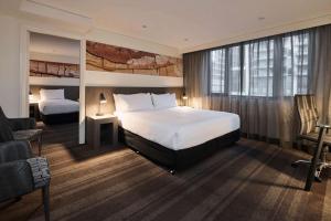 Rydges World Square - Location and Accessibility