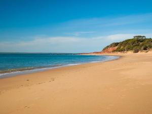 Saltwater Breeze Retreat - Booking Information