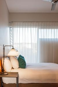 Smiths Beach Resort - Booking and Reservation Information