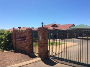 Somerville Secure Accommodation - Local Attractions and Activities