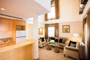 Stamford Plaza Melbourne - Location and Nearby Attractions