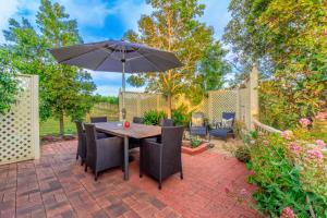 Stonewell Cottages and Vineyards - A Serene Vineyard Retreat