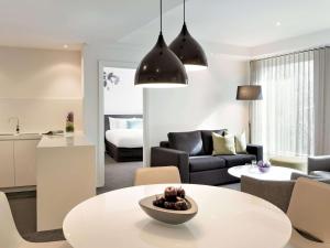 The Como Melbourne - Room Features and Highlights