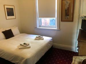 The Corner Hotel Alexandra - Guest Ratings Breakdown