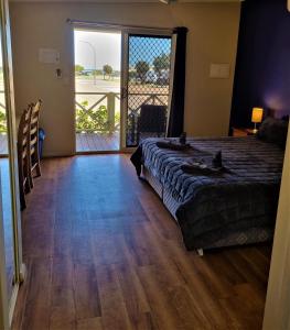 The Cove Holiday Village - Questions About Your Stay