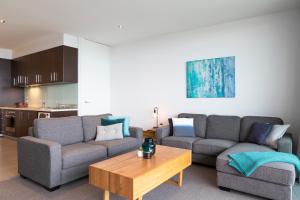 The Dolphin Apartments - Horseback Riding and Golfing Opportunities