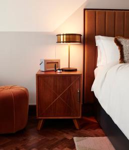 The Hoxton, Holborn - Pet-Friendly Accommodation and Deposit Policy