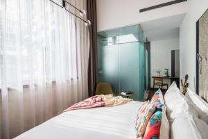 The Old Clare Hotel, Independent Collection by EVT - House Rules and Policies