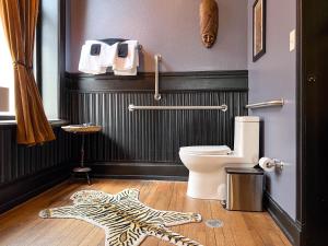 The Oliver Inn - Unique Character and Historical Charm