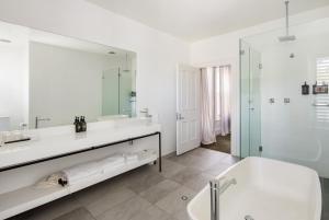 The Stirling Hotel - Policies and Regulations