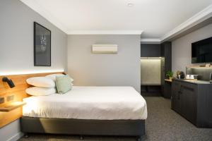 Townhouse Hotel - Payment and Special Requests