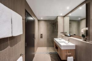 Vibe Hotel North Sydney - Questions About Your Stay