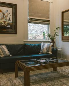 Warner Hotel - Special Requests