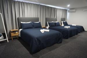 Warners Bay Hotel - Check-in and Check-out