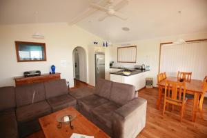 Waves & Wildlife Cottages Kangaroo Island - Frequently Asked Questions