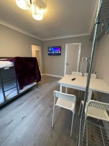 Westminster Inn - Cancellation and Prepayment