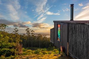 Woodbridge Hill Hideaway - Policies and Restrictions