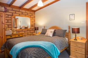 Yelverton Brook Conservation Sanctuary - Questions About Your Stay