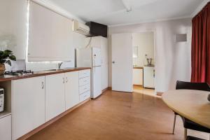 AAOK Karratha Caravan Park - Guest Policies and Check-in