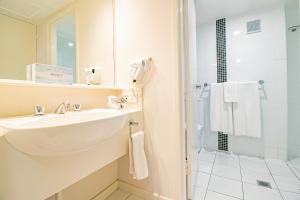 Absolute Beachfront Opal Cove Resort - Questions About Your Stay