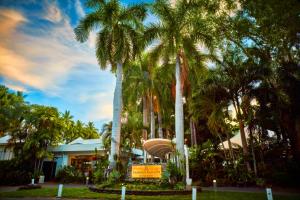 Alamanda Palm Cove by Lancemore Review - The Last Word