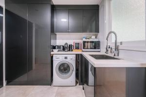 Balmoral Queenslander - Location and Accessibility