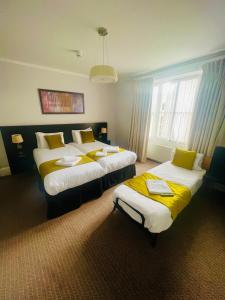 Bloomsbury Palace Hotel - Exploring the Neighborhood