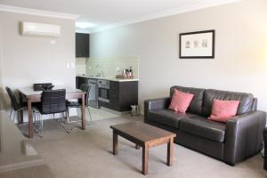 Carlyle Suites & Apartments - Questions About Your Stay