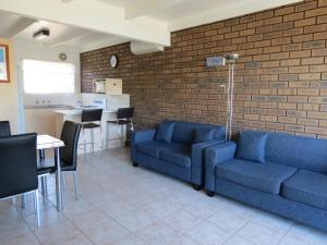 Chapman Court - Questions About Your Stay
