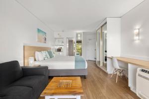 Charlesworth Bay Beach Resort - Guest Ratings and Reviews
