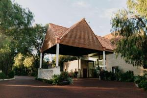 Club Wyndham Dunsborough, Trademark Collection by Wyndham - Booking and Reservation Information